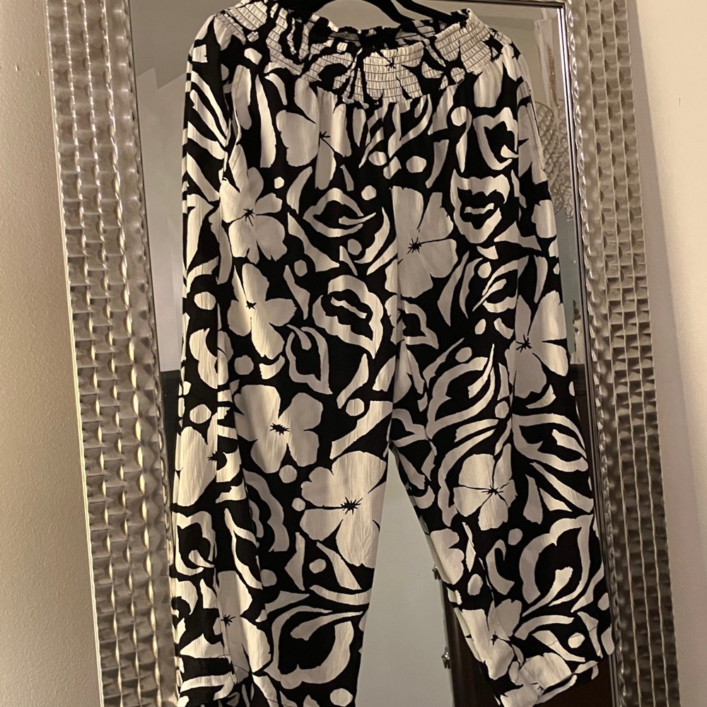 Grace Monochrome black and white pants